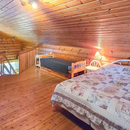 Revontuli 1 By The Lake Incl Wifi, Sauna Ukkohalla