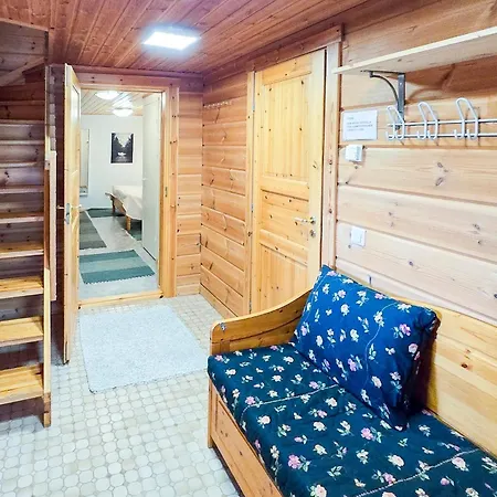 Lomahuoneisto Revontuli 1 Apartment Ukkohalla