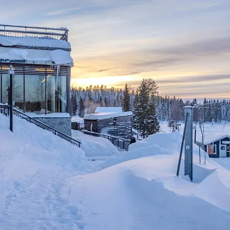 Lomahuoneisto Revontuli 1 *