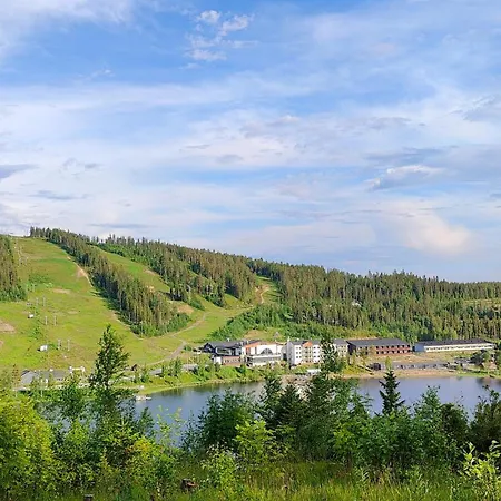 Lomahuoneisto Revontuli 1 Apartment *